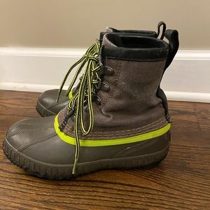 Sorel boys boots